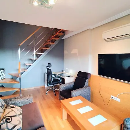 Modern Duplex In Downtown * Cambados