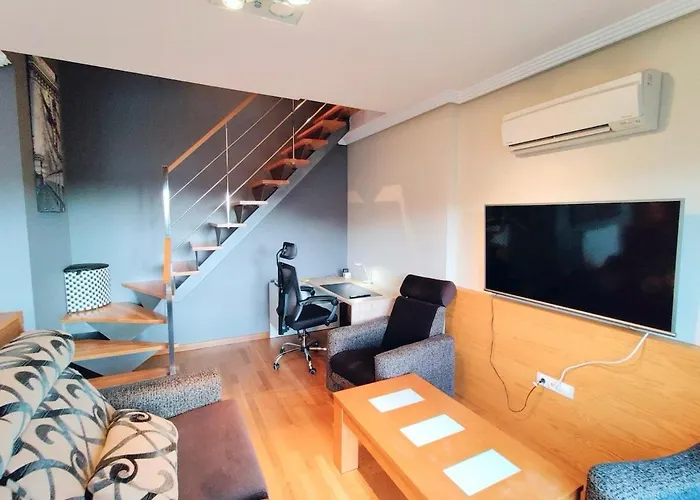 Modern Duplex In Downtown * Cambados